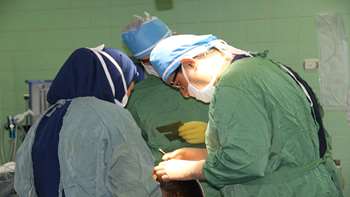 عمل جراحی شکستگی استخوان پیشانی ( 22 آبان 96 )