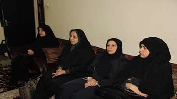 دیدار مسئولین مرکز ولایت با خانواده شهید بابک نوری هریس ( 23 بهمن 96 )