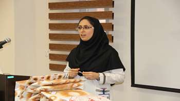 اهدای جوایز مسابقه نقاشی ( 27 اسفند 96 )