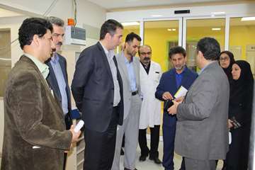 بازدید دکتر جمشید محمدی از ICU 