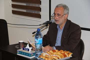 میلاد حضرت علی (ع) و بزرگداشت روز پدر  