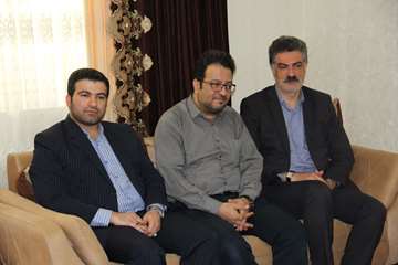  دیدار با خانواده شهید مسافر 